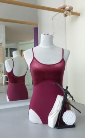 Burgundy Größe XS - Samt/Nylon