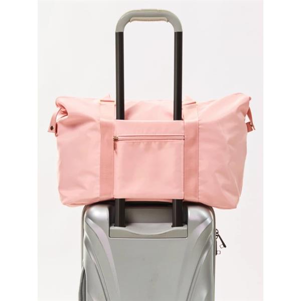 gaynor_minden_essential_bag2.jpg