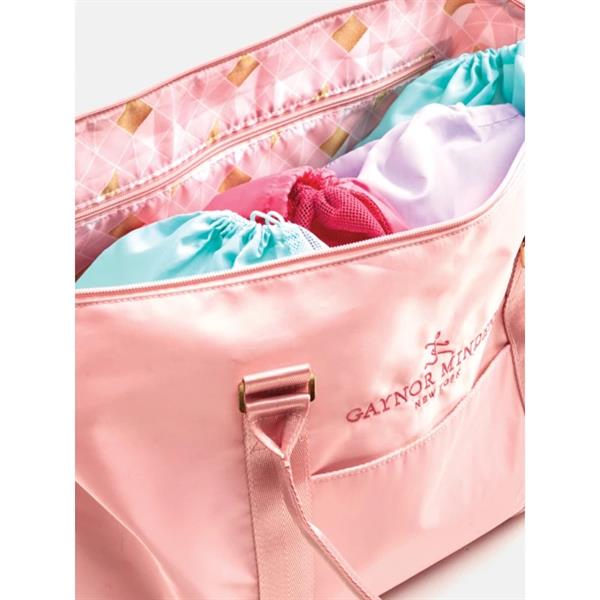 gaynor_minden_essential_bag.jpg